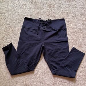 Lace up waist 7/8 length Leggings